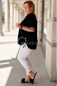 Oversize-Bluse HORTENSIA mit Schnürung in Schwarz – Plus Size