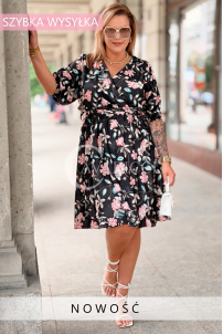 ANIKA Kleid Schwarz – Blumenprint & Wickelausschnitt