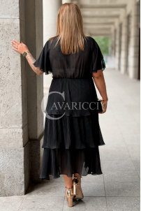 XELLA Plissiertes Midikleid mit Wickelausschnitt – Schwarz