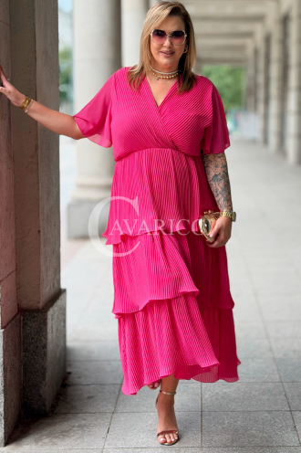 Plissiertes Midikleid XELLA mit Wickelausschnitt – Fuchsia
