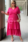 Premium Kleid XELLA – Plissiertes Midikleid mit Wickelausschnitt und mehrlagigem Saum Farbe Fuchsia