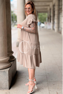 Kleid ANGELICA Oversize V-Ausschnitt Rüschen – Fango Plus Size