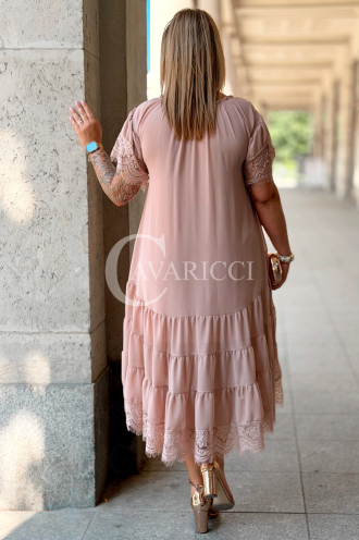 Kleid in Puderrosa – Große Größen | Cavaricci.de