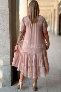 Kleid in Puderrosa – Große Größen | Cavaricci.de