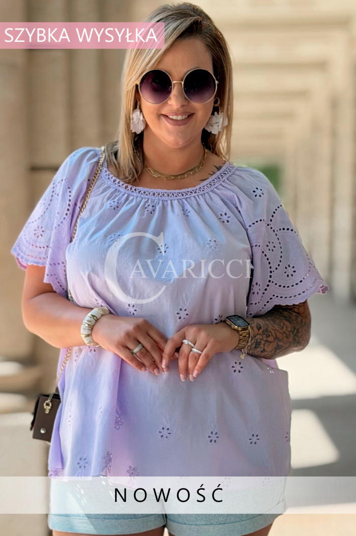 Bluse Dalila Lila – Lochstickerei & Raffung