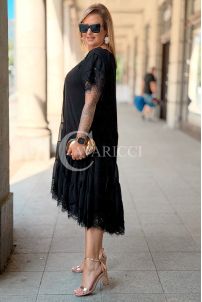WINETTA Premium-Kleid | Spitze, Goldknöpfe & Wow-Rock