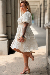 Kleid LUCIANA Beige – Elegantes Wickelkleid mit Gürtel