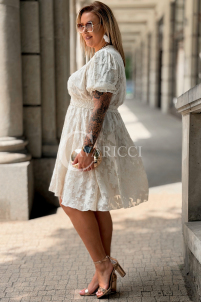 Kleid LUCIANA Beige – Elegantes Wickelkleid mit Gürtel