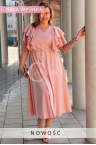 AURELIA – sukienka elegancka w romantycznym wydaniu z falbankami w kolorze pudrowego różu